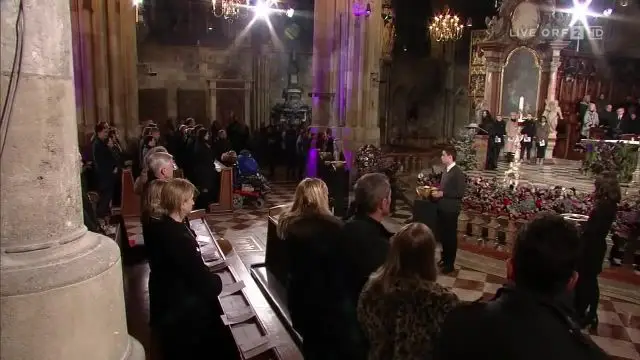 Cardinal Schonborn hosts disturbing gay-themed service in Cathedral