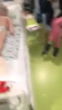 Alfie's Dad tries to take son from hospital April 12, 2018