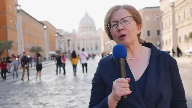 Amazon Natives stage pagan protest at Amazon Synod's opening Mass in St Peter's Basilica