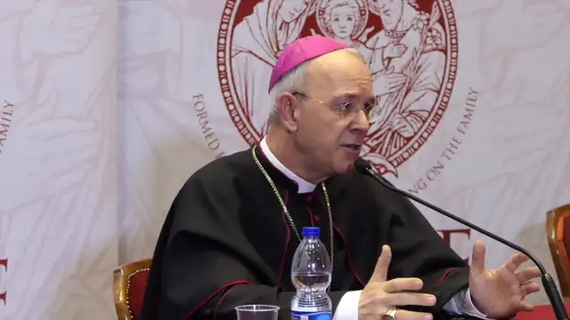Athanasius Schneider and Linus Clovis, Rome Life Forum, Q&A, May 2018