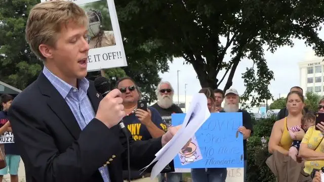 Hundreds of Virginians rally against making COVID vaccine mandatory