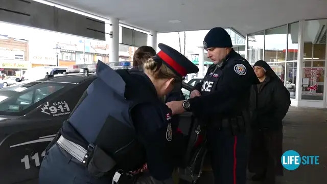 Mary Wagner arrested in Toronto abortion clinic, Dec 12, 2016