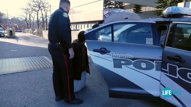 Mary Wagner dragged from Toronto abortion center, Dec. 8, 2017