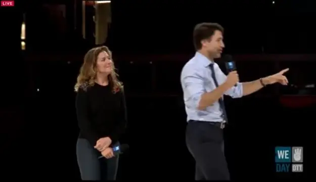 Prime Minister Trudeau urges 16,000 youths to ''change the world''