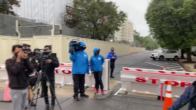Pro-lifers, pro-abortion protestors square off outside Amy Coney Barrett hearing