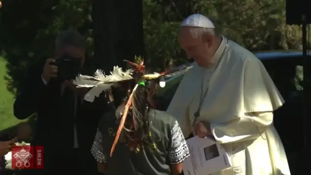 Video_shows_Pope_Francis_blessing_controversial_-Pachamama-_statue-2Wjdkrfj5OI